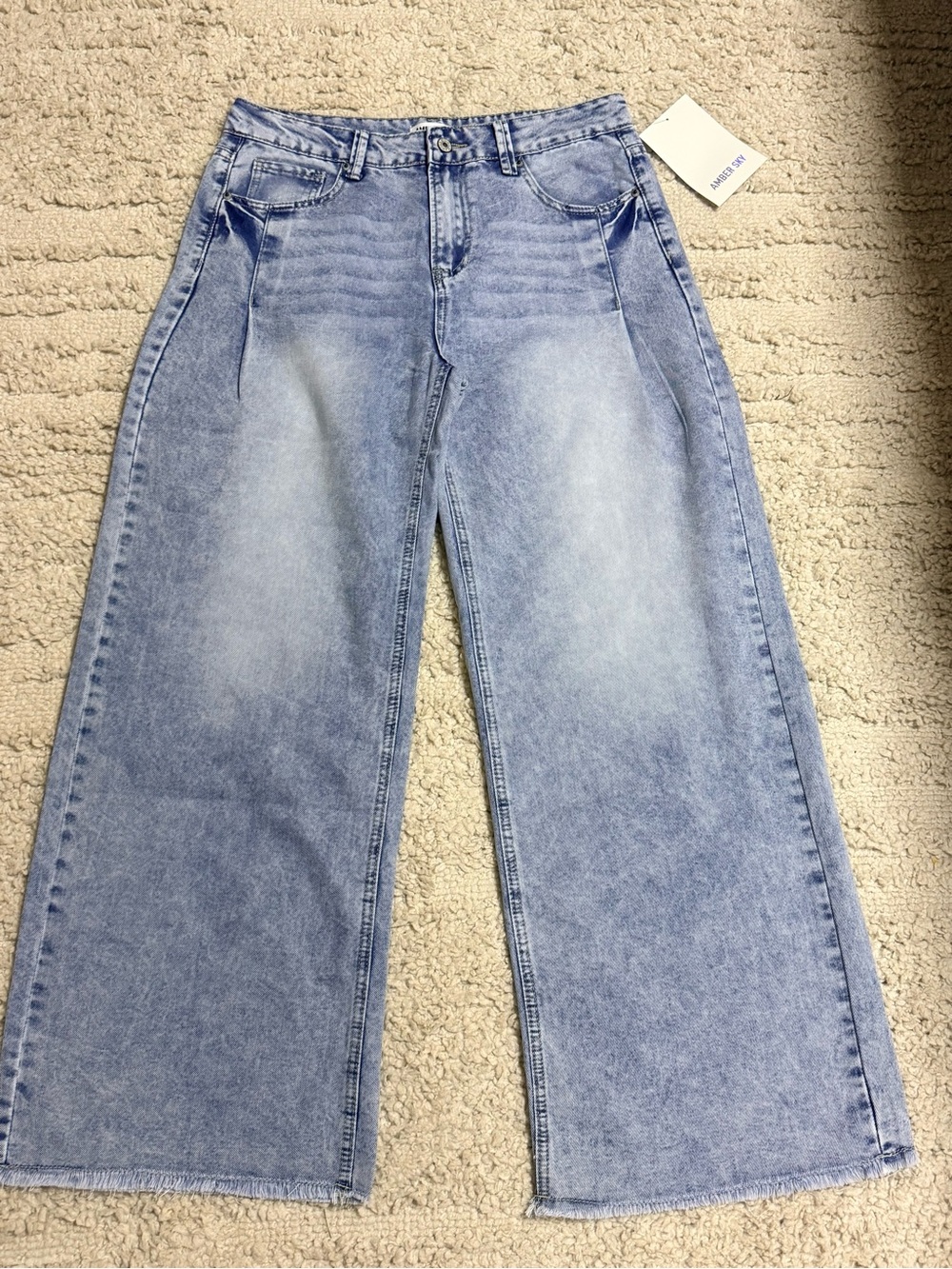 New Amber Sky High Rise Pleated Raw Hem Wide Leg Jeans Size 13